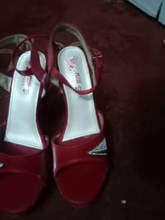 heels new