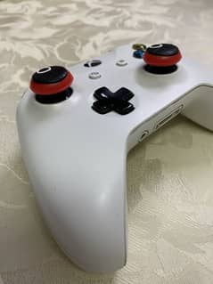 Xbox one s controller