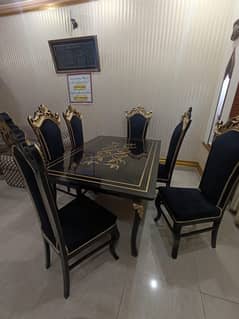 Brand new dinning table with chairs