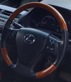 Lexus