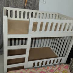 bunk bed with deco paint