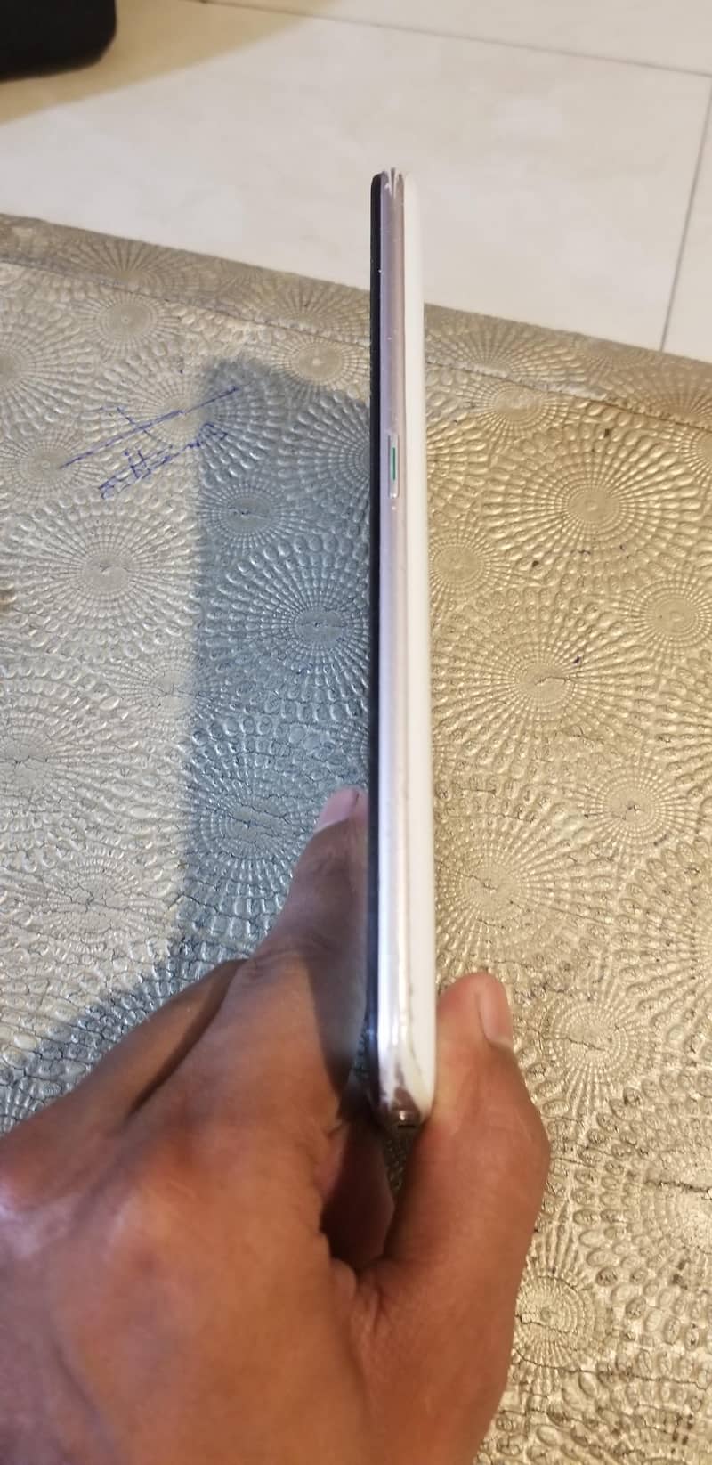I am sealling ma oppo A5 2020 in good condution Dual sim PTA Aprroved 2