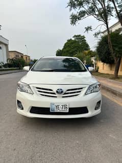 Toyota Corolla 2012 model genuine paint family use