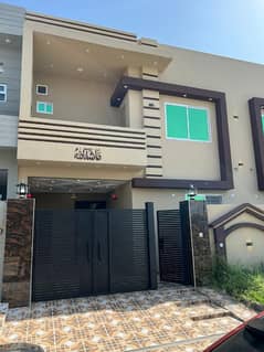 5 marla brend new house available for rent