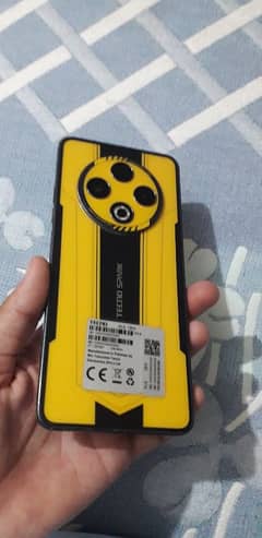 8+5 gb RAM 128 GB space gaming phone