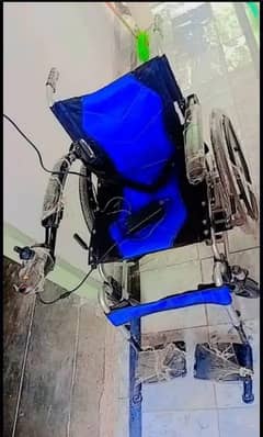 Electric wheelchair