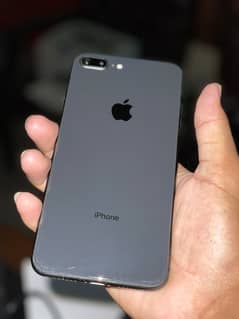 iPhone 8+ used 64 gb battery:84