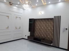 7 Marla Brand New House For Sale In Eden Valley Extra Modernized Having 4 Beds 5 Washrooms Drawing Dining
