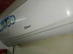 Dansat split ac