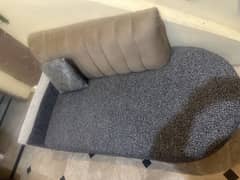 Dewan sofa with puffy