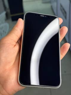 apple iPhone 11 128 GB full box official approved