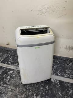 Portable air conditioner