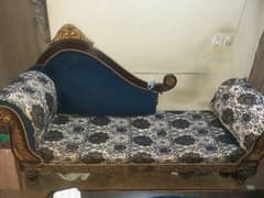 Dewan sofa