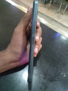 Vivi y17s 6 GB Ram 128 GB Rom