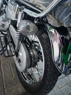 Honda 125CG bick argent for sell envan file ok whtsap03406723051