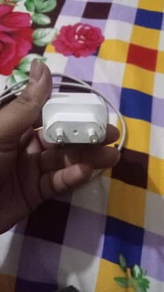Xiaomi original 22W fast charger with lead dono original hain