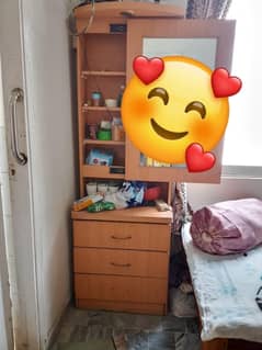 dressing table
