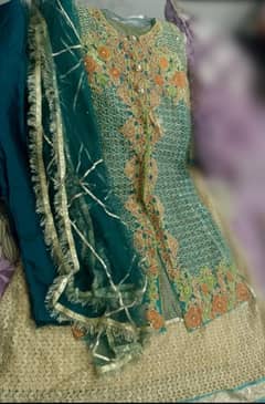 i want to sell my net maxi . . . condition 10/10 i. . 3pcs maxi
