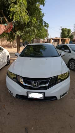 Honda city 1.3 White Total Genuine
