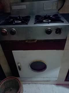 Gas oven and strove in good condition