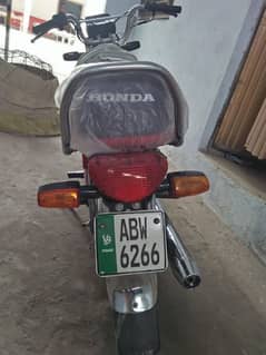 Honda CD 70 2020 model WhatsApp number on 03,,29,,32,,91,,042,,