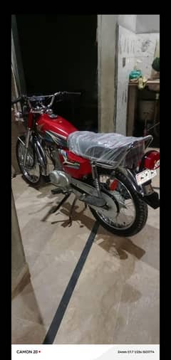 125 Bick a full ok whatapp nb 03282824202