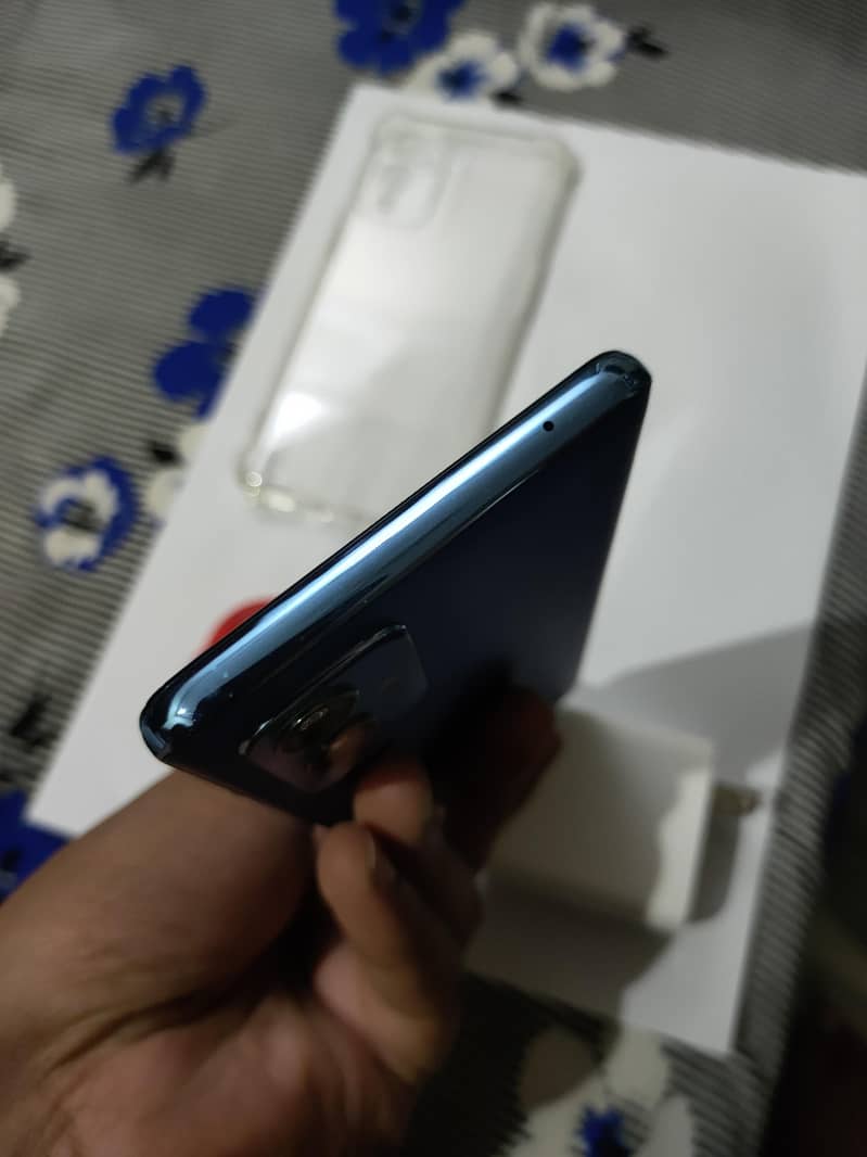 OnePlus 9 5g 12-256 Clean display 10/10 7