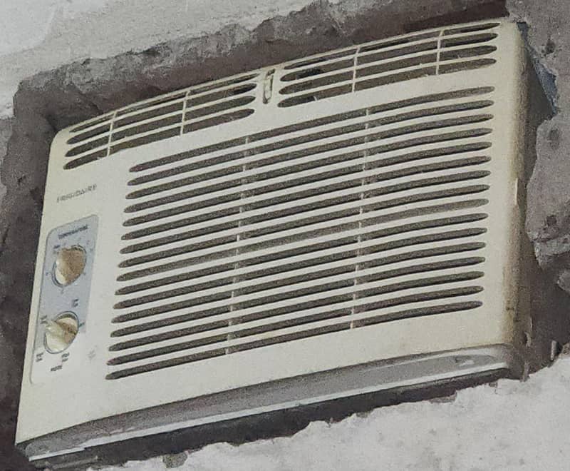 0.75 ton Window Ac 0