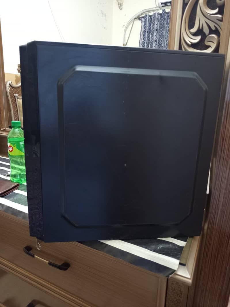 Custom-built Gaming PC | i3 7th Gen 16GB RAM |  NVIDIA Quadro K2000 3