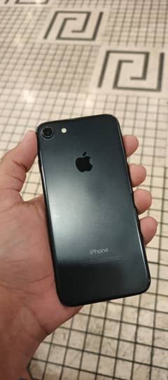 Iphone 7 (128 GB) PTA Approved