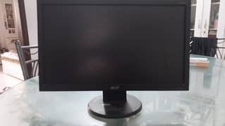 lcd moniter fore sale urgent