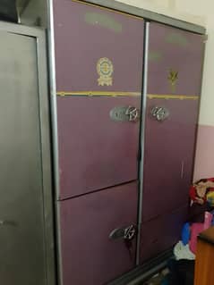 steel almaari for sale