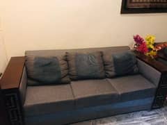 Sofa set 6 seater just like new