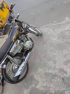 honda125 self Star documentary All ok