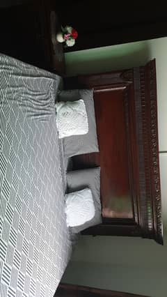 Bedroom set