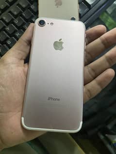 Iphone 7 “ 128GB “ PTA proved “ 10by10 condtion good price