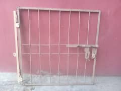 30window
