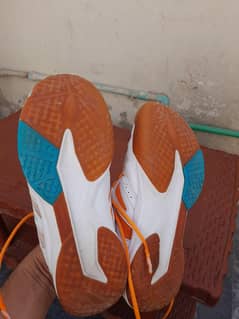 non stinking genuine shose 8 se 9