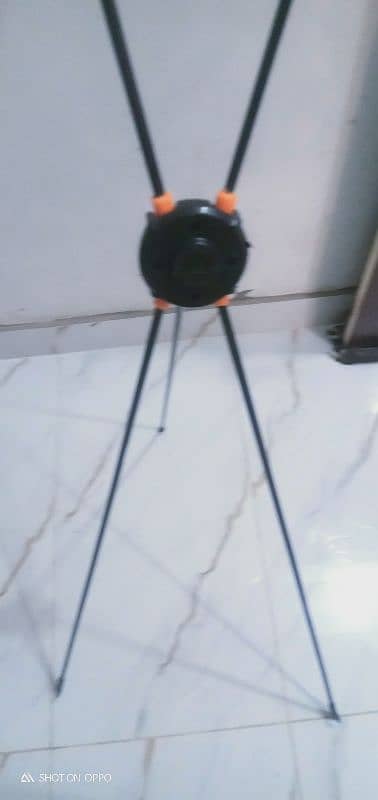 PANAFLEX DISPLAY STAND 2