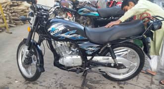 Suzuki GS 150 SE