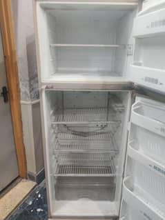 Dawlance Refrigerator Full Size