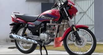 Honda Deluxe 125 (2018)