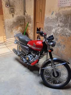 honda 125 self start ond hand use . 19. bata 20 model hy