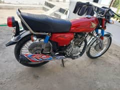 Honda CG 125 2016 – One Hand Use – Genuine Condition