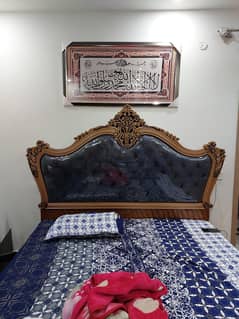 0321---512--0593 Bed Set New condition best for Jaheez