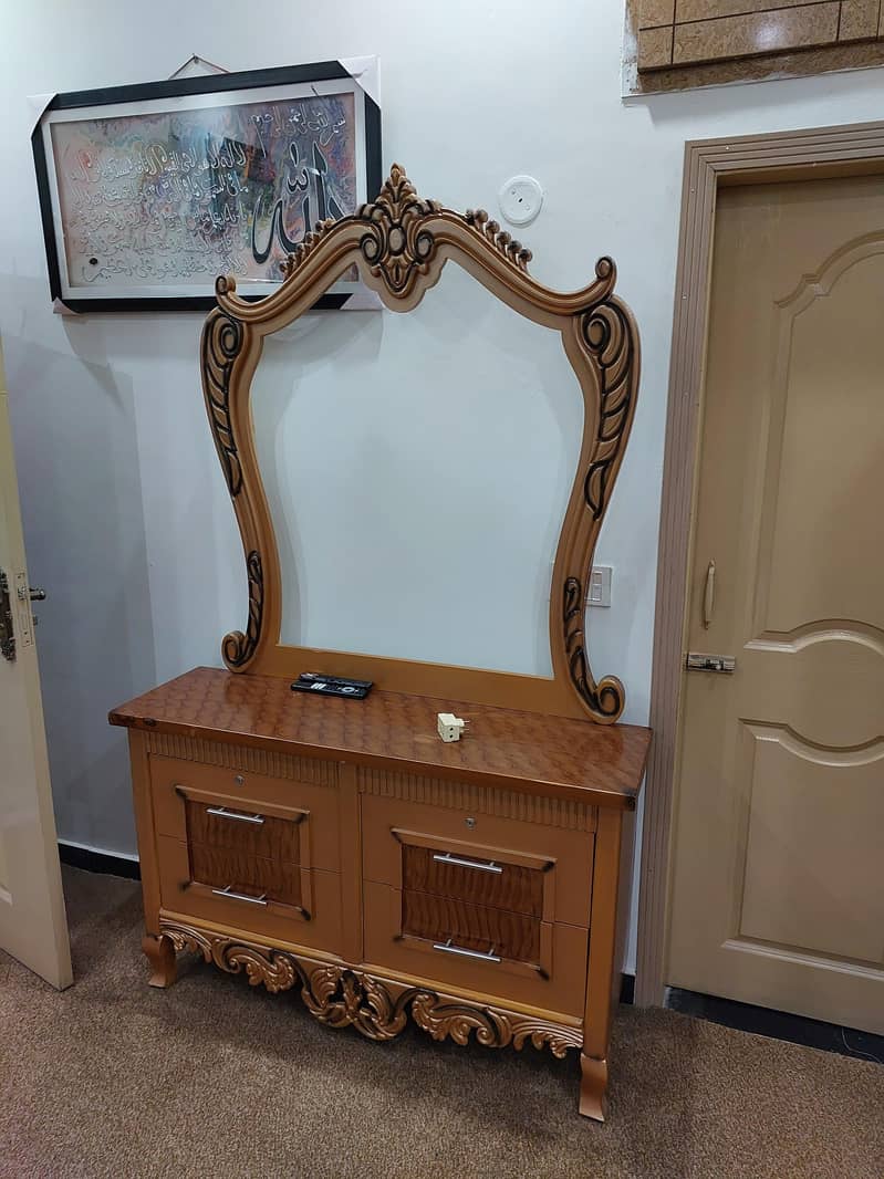 0321---512--0593 Bed Set New condition best for Jaheez 1