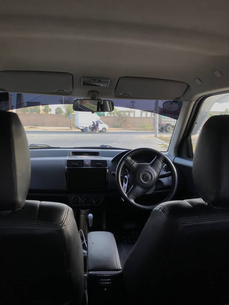 Swift DLX 1.3 Automatic  12/13 5