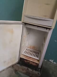 water dispenser urgent sale  03257000796