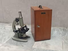 ANTIQUE MICROSCOPE WITH WOODEN BOX