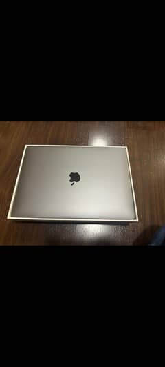 Brand New 13"MacBook with Air Apple Box pack